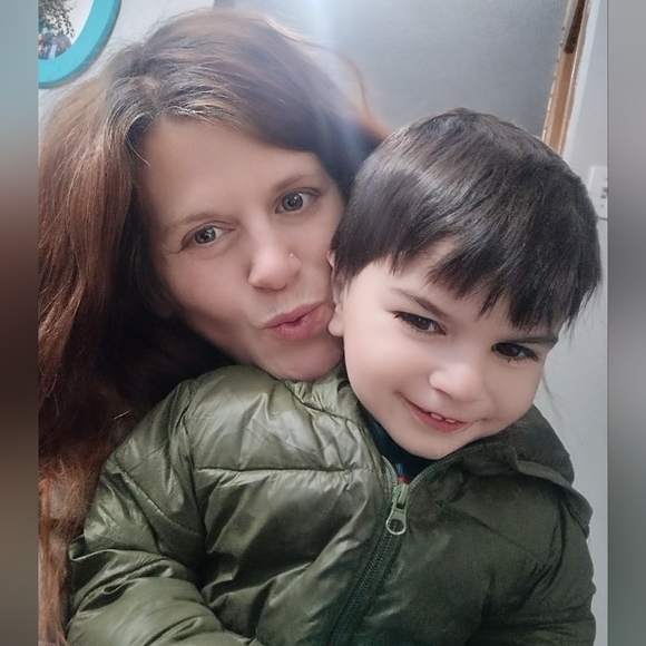 Meet your Posher, Laura - Picture 11 of 16